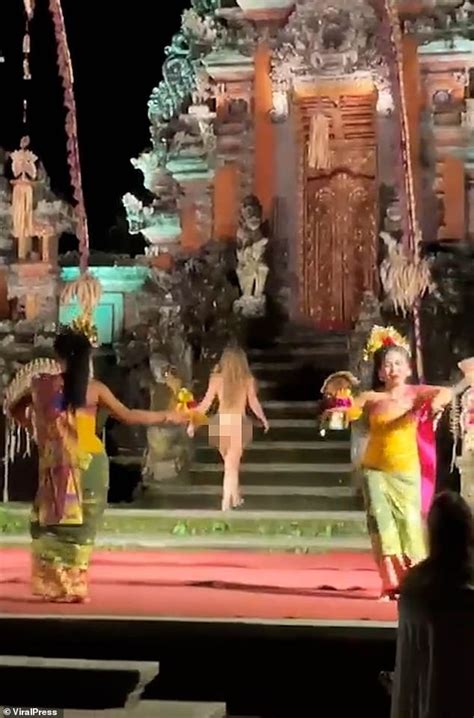 darja tuschinski nude|Naked German woman crashes Balinese dance show at Ubud。